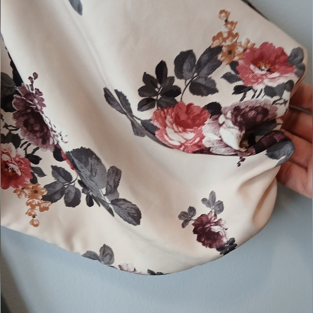 Hailey & Co Cream Floral Boho Festival Top Womens Size Small - Picture 4 of 7